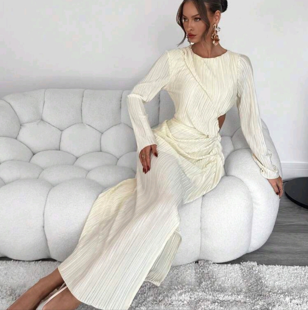 Elegant Waist Hollow Out Side Split Pleated Dress - Picture 4 of 4